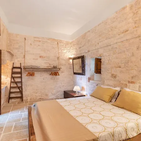 Villa Trullo Calaluna *