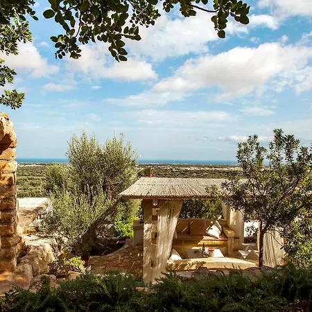 ヴィラ Trullo Calaluna ファザーノ