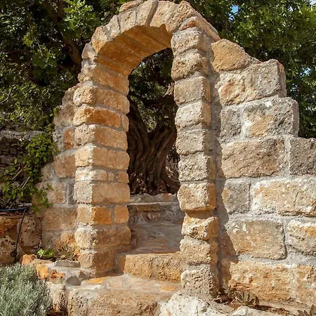 Trullo Calaluna ファザーノ